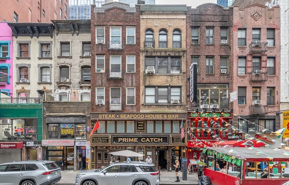 Marcus & Millichap brokers $7.5 million sale of mixed-use property in Theater District